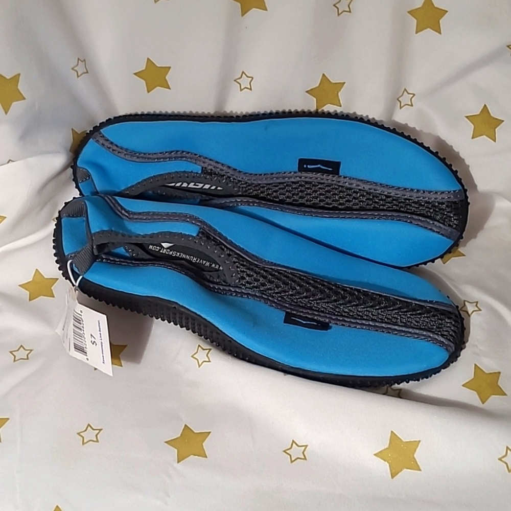 Water shoes